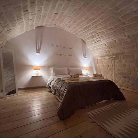Epoca Suite House Trani Eksteriør bilde
