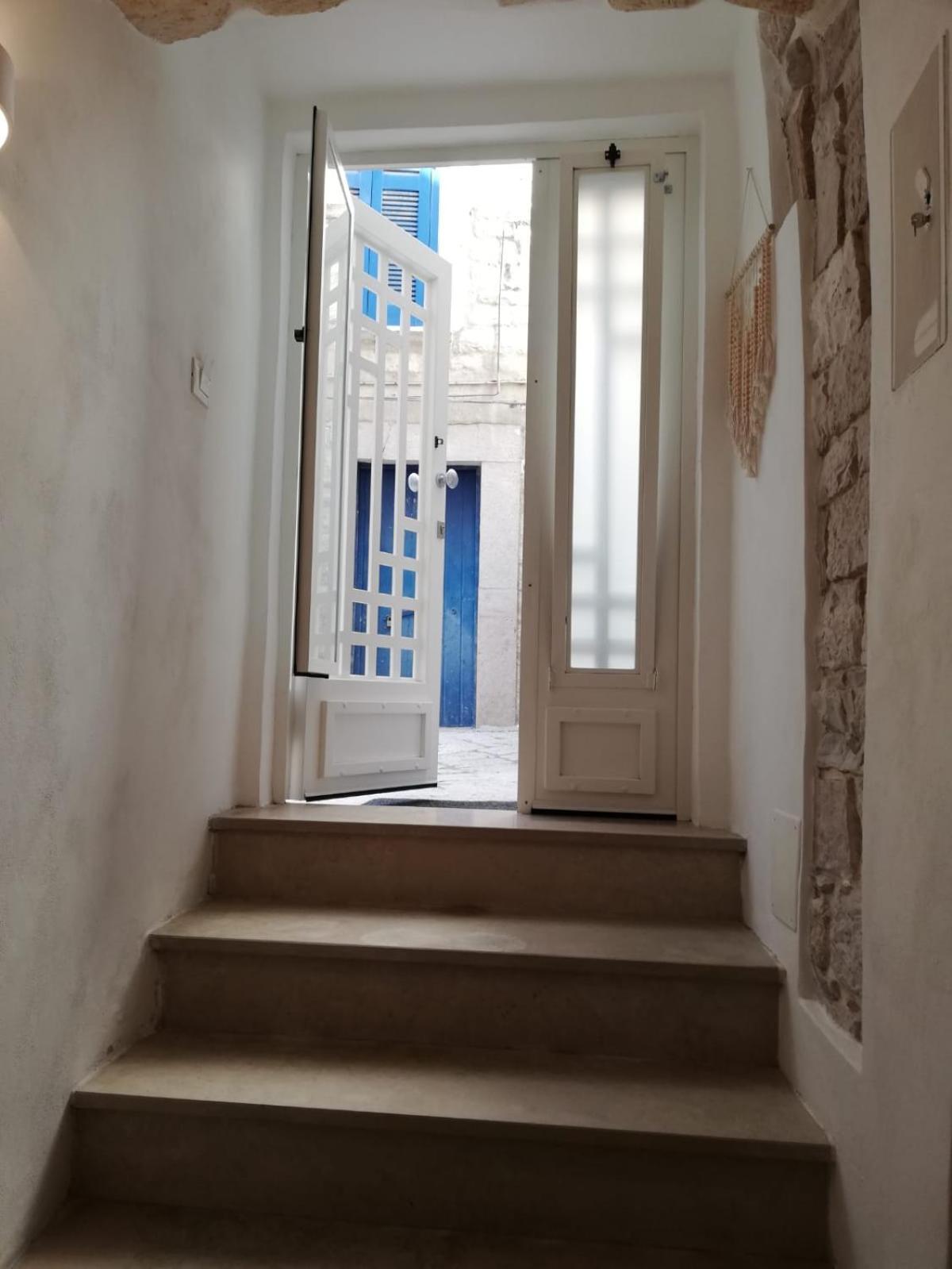 Epoca Suite House Trani Eksteriør bilde